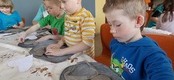 Ilustracja do artykułu: Zajęcia ceramiczne w GOK