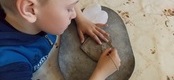 Ilustracja do artykułu: Zajęcia ceramiczne w GOK
