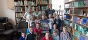 Ilustracja do artykułu: Wizyta pracowników GOK w szkolnej bibliotece