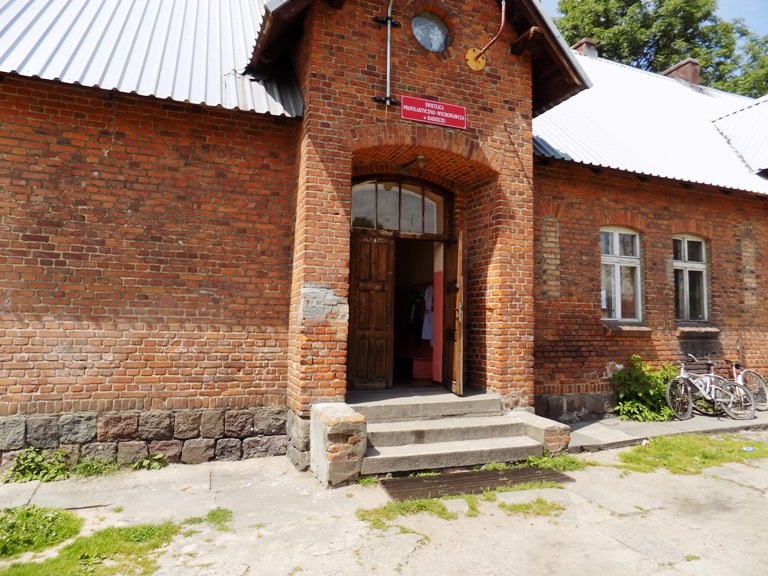 Świetlica wiejska w Radziczu zdjęcie 2