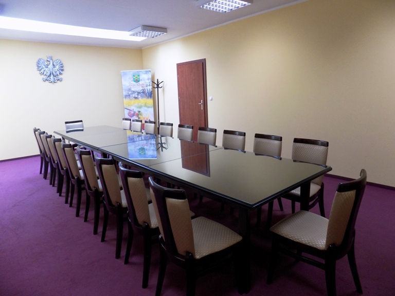 Sala nr 17 w Gminnym Centrum Administracyjno-Kulturalnym zdjęcie 2