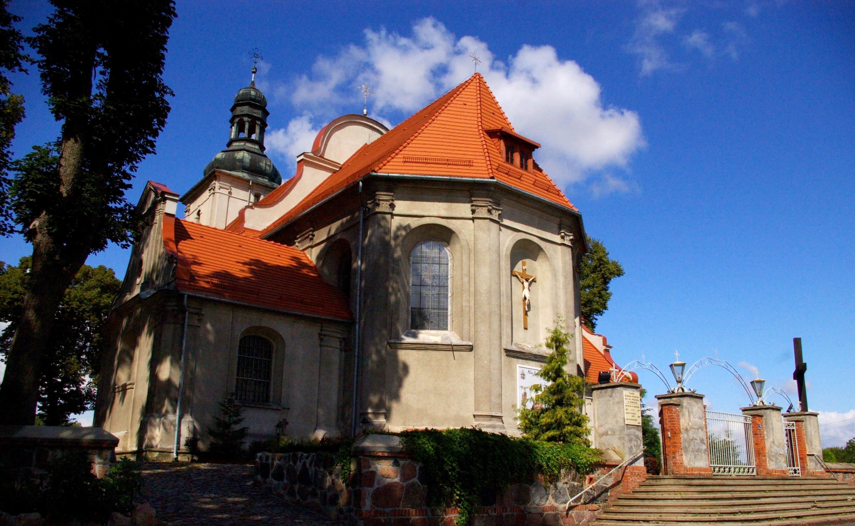 Kościół p.w. św. Wojciecha w Sadkach